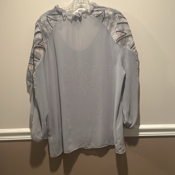 Top - Picture 5 of 5